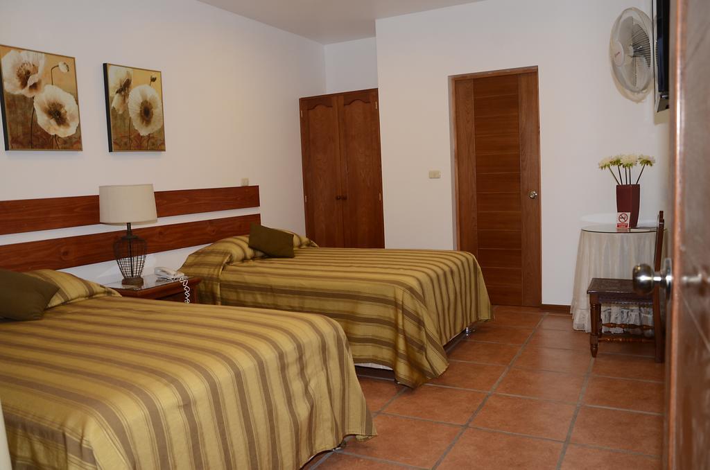 Oro Viejo Hotel Nazca Ngoại thất bức ảnh